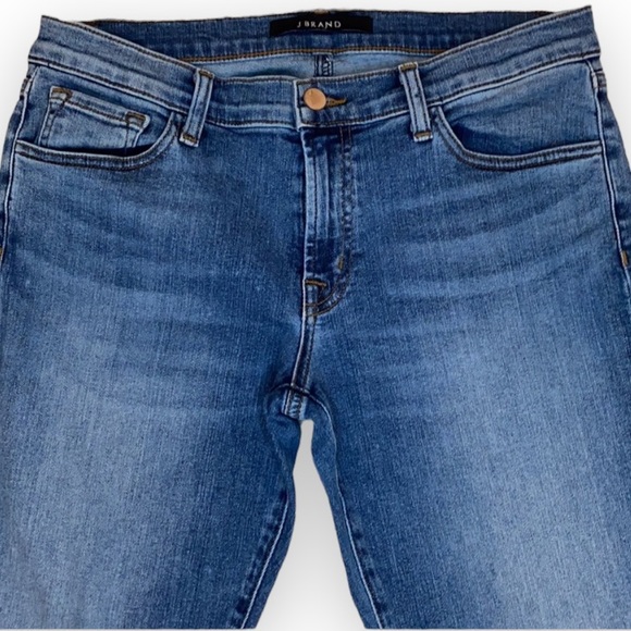 J Brand Sadey Mid Rise Straight Leg Crop Jeans Delphi Wash Raw Hem Size 27 - Picture 5 of 15